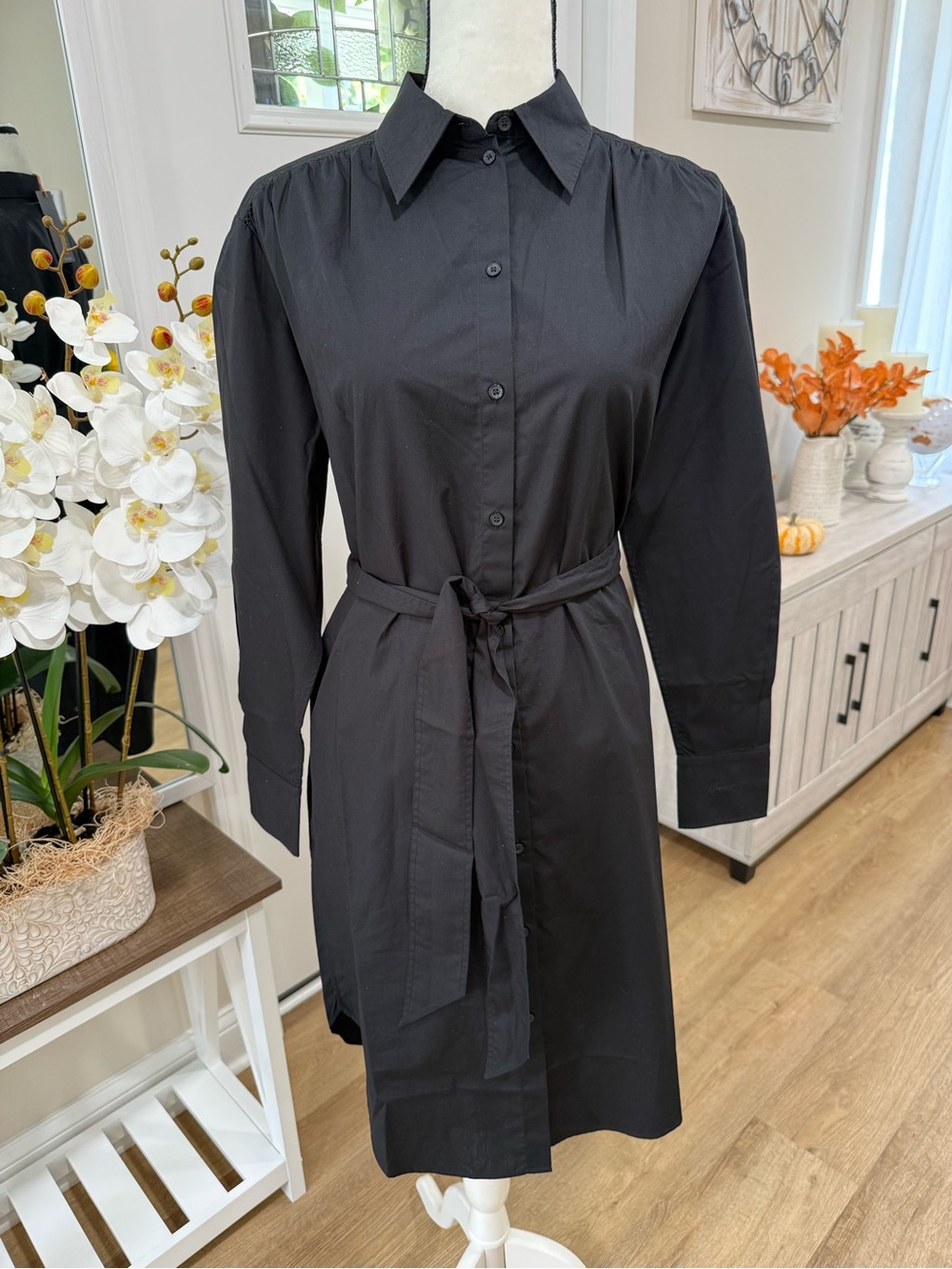 HUGO BOSS  Delegant Black Shirt Dress Belted Cotton Button Size 4 NWT Germany